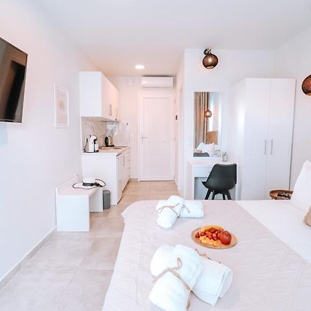 Sithon Diamond Suites 2 Nikiti  Buitenkant foto